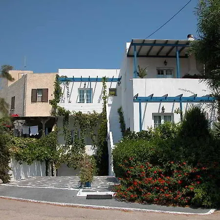 Mimoza Apart Otel Adamantas (Milos)