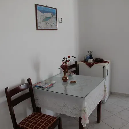 Apart Otel Mimoza 3*