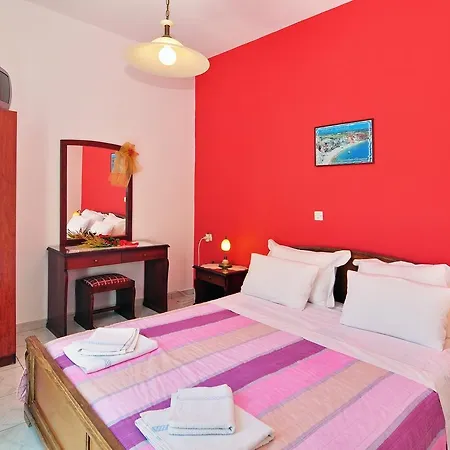 Mimoza Adamantas (Milos)