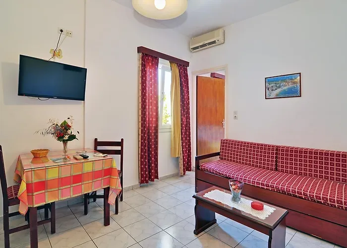 Mimoza Aparthotel Adamantas (Milos)