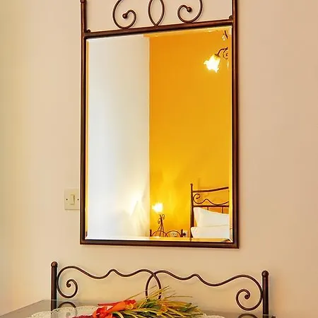 Hotel apartamentowy Mimoza 3*