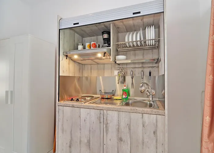 Aparthotel Mimoza 3*